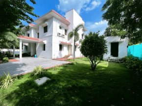 Tenure House of pearl Individual 6 bhk beach house